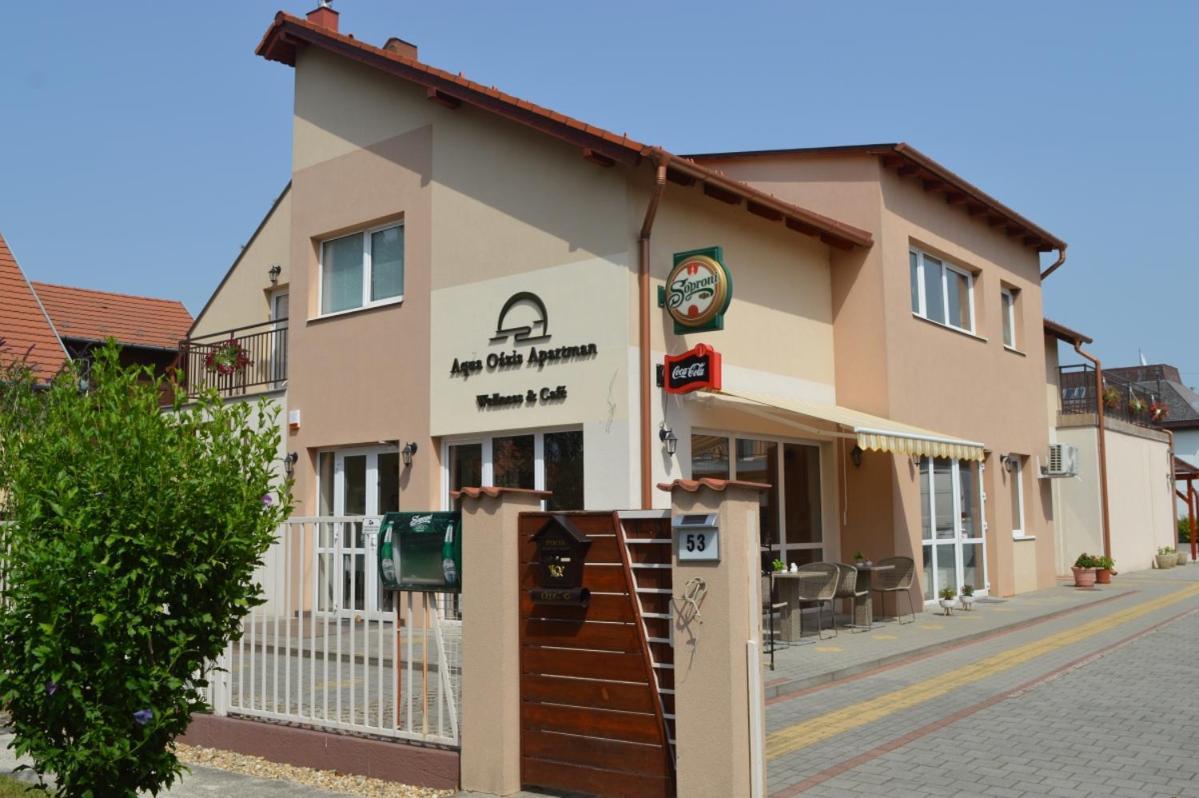 Aqua Oazis Apartman Hajduszoboszlo Exterior photo