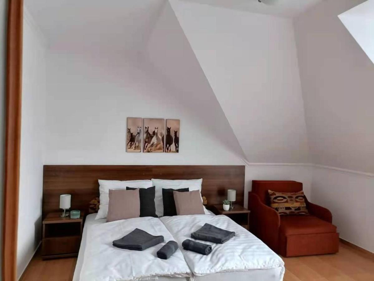 Aqua Oazis Apartman Hajduszoboszlo Exterior photo