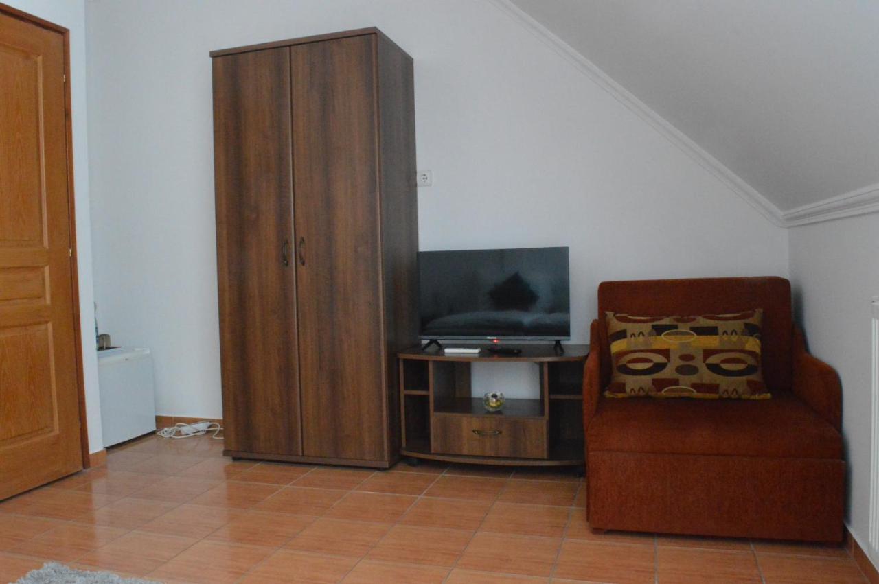 Aqua Oazis Apartman Hajduszoboszlo Exterior photo