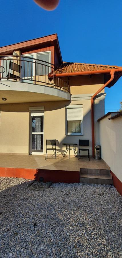 Aqua Oazis Apartman Hajduszoboszlo Exterior photo